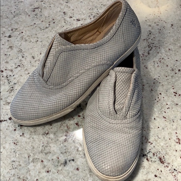 Frye Shoes - 🌸Frye Mindy Slip On